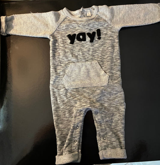 Petit Lem gray footless onesie, button on bottom yay on front 9 Months