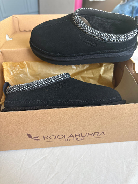 Kookaburra by Ugg, Size 13, Slippers Black Slippers, New in Box Slip on 12 (Lil' Kid)