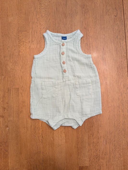 Old Navy, 3-6m, lightweight pastel green romper tank top/shorts, buttons, pockets, gender neutral 3 Months