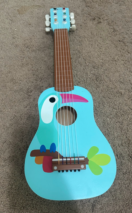 Kids Play Ukelele Teal with Parrot Design-Tuneable Almost New, Barely Used at All! Great Sound and Fun to Play! Pretend Toy