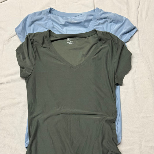 NOBO - Ladies- Sz XS - 2 Tops S Slv - V Neck - Nylon Tops Olive - Blue Women's - XS