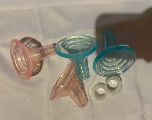 Pumping pals XS and S Pumping pals elastic nipple flanges xs and small with adapters Nursing