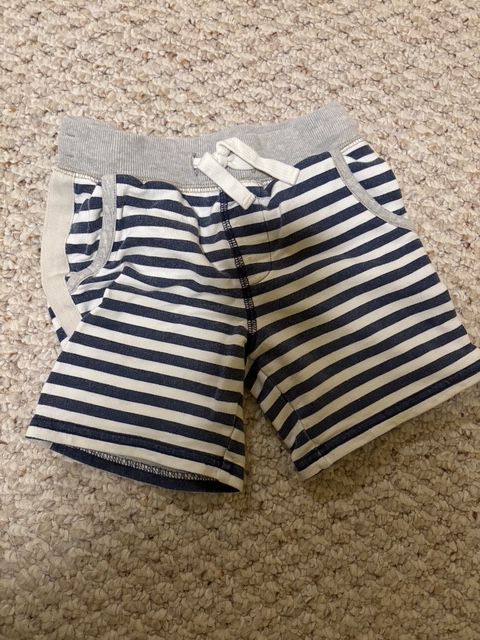 OshKosh navy and light grey striped shorts with drawstring 4T/4
