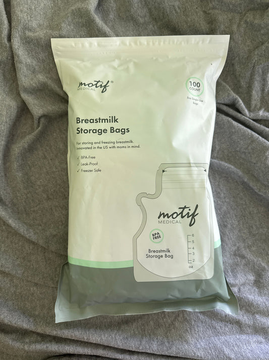 Motif New 100 count breastmilk storage bags Nursing