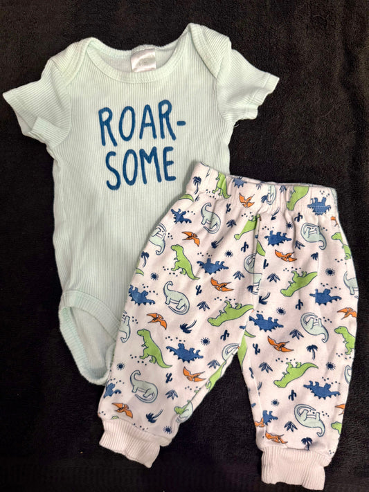 0-3 months, teal dinosaur outfit set 0-3 months, teal dinosaur outfit set 3 Months