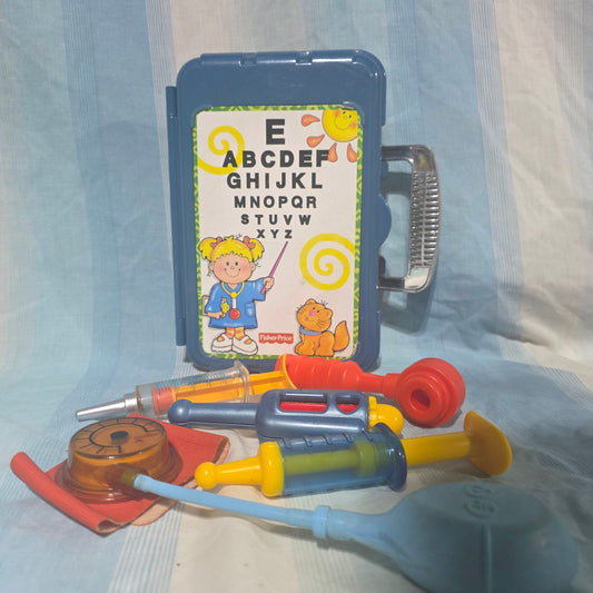 vintage Fisher-Price Medical Kit 1990s play set  Pretend Toy