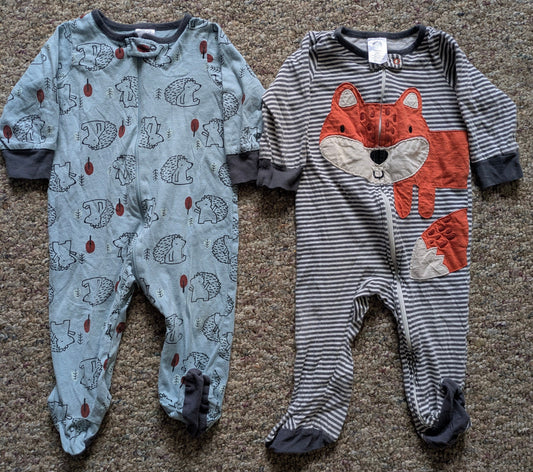 Gerber: 6-9 months Forest animal themed zipped footies 6 Months